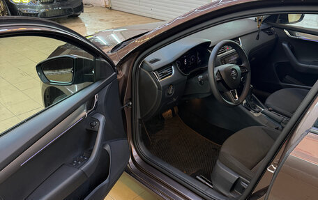 Skoda Octavia, 2018 год, 2 000 000 рублей, 8 фотография