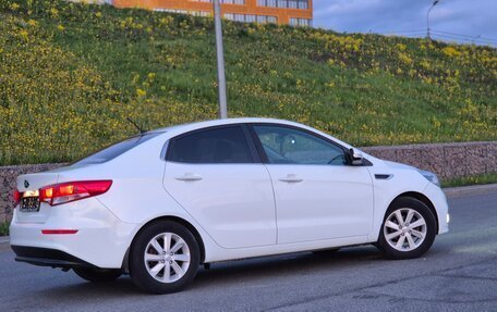 KIA Rio III рестайлинг, 2016 год, 990 000 рублей, 6 фотография