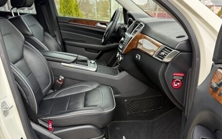 Mercedes-Benz M-Класс, 2012 год, 2 270 000 рублей, 25 фотография
