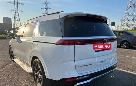KIA Carnival, 2020 год, 3 250 000 рублей, 6 фотография