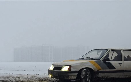 Opel Rekord E, 1984 год, 150 000 рублей, 24 фотография