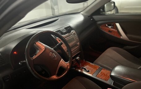 Toyota Camry, 2008 год, 800 000 рублей, 13 фотография