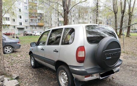 Chevrolet Niva I рестайлинг, 2004 год, 390 000 рублей, 3 фотография