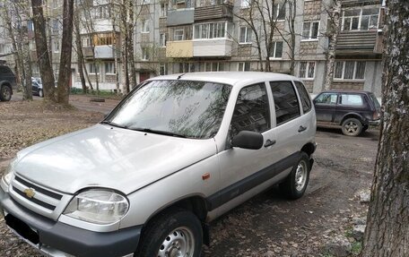 Chevrolet Niva I рестайлинг, 2004 год, 390 000 рублей, 4 фотография
