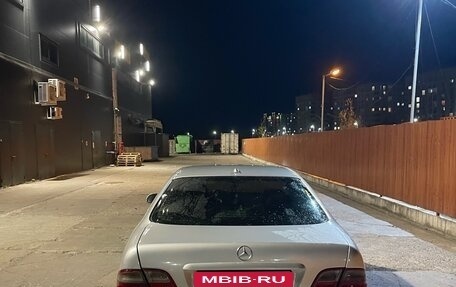 Mercedes-Benz CLK-Класс, 1998 год, 380 000 рублей, 3 фотография