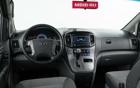 Hyundai H-1 II рестайлинг, 2016 год, 1 949 050 рублей, 6 фотография