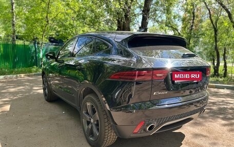 Jaguar E-Pace, 2019 год, 3 300 000 рублей, 4 фотография