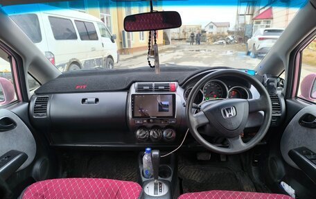 Honda Fit III, 2002 год, 315 000 рублей, 10 фотография