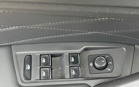 Volkswagen Tiguan II, 2022 год, 2 100 005 рублей, 10 фотография