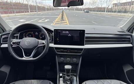 Volkswagen Tiguan II, 2022 год, 2 100 005 рублей, 11 фотография