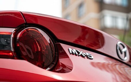 Mazda MX-5, 2020 год, 2 970 000 рублей, 10 фотография