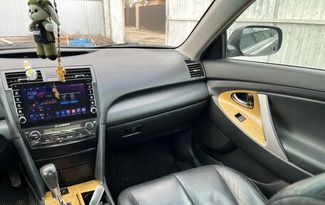 Toyota Camry, 2006 год, 830 000 рублей, 1 фотография