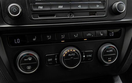 Volkswagen Jetta VI, 2015 год, 1 320 000 рублей, 13 фотография