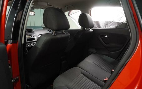 Volkswagen Polo VI (EU Market), 2011 год, 799 000 рублей, 11 фотография