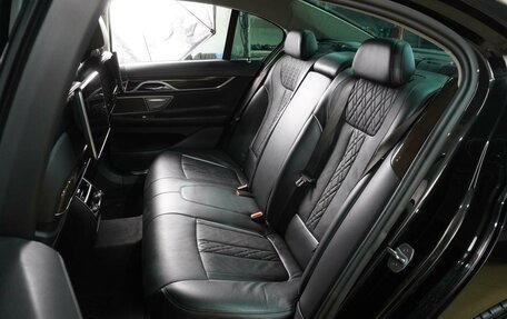 BMW 7 серия, 2016 год, 3 899 000 рублей, 11 фотография