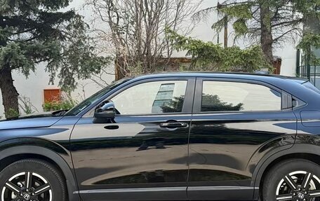Honda Vezel, 2022 год, 1 400 005 рублей, 5 фотография