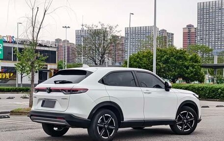 Honda Vezel, 2022 год, 1 400 005 рублей, 4 фотография