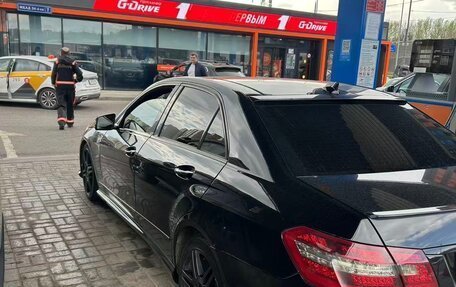 Mercedes-Benz E-Класс, 2012 год, 2 000 000 рублей, 4 фотография