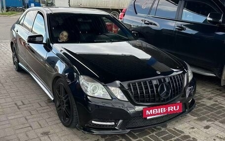 Mercedes-Benz E-Класс, 2012 год, 2 000 000 рублей, 2 фотография