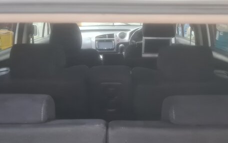 Honda Stream II, 2007 год, 970 000 рублей, 13 фотография