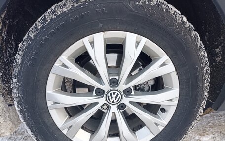Volkswagen Tiguan II, 2018 год, 2 250 000 рублей, 8 фотография