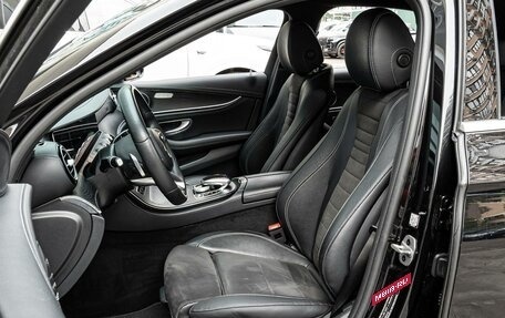 Mercedes-Benz E-Класс, 2018 год, 3 249 000 рублей, 11 фотография
