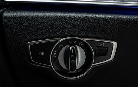 Mercedes-Benz E-Класс, 2018 год, 3 249 000 рублей, 23 фотография