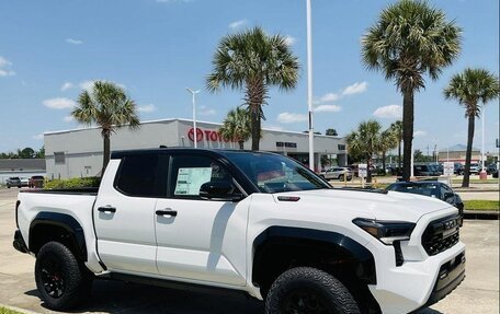 Toyota Tacoma, 2026 год, 9 000 000 рублей, 2 фотография