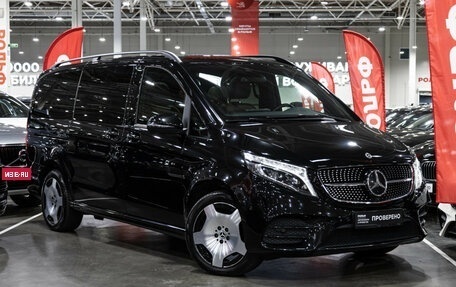 Mercedes-Benz V-Класс, 2022 год, 7 700 000 рублей, 5 фотография