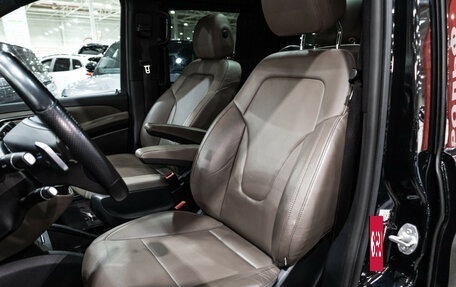 Mercedes-Benz V-Класс, 2022 год, 7 700 000 рублей, 13 фотография