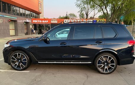 BMW X7, 2021 год, 10 500 000 рублей, 8 фотография