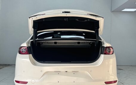 Mazda 3, 2023 год, 1 680 000 рублей, 14 фотография