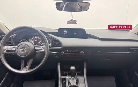Mazda 3, 2023 год, 1 680 000 рублей, 9 фотография