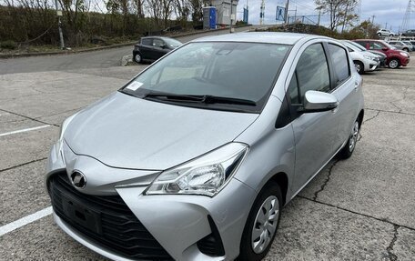 Toyota Vitz, 2020 год, 890 000 рублей, 11 фотография