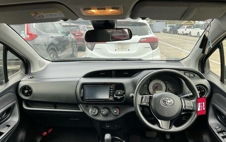 Toyota Vitz, 2020 год, 890 000 рублей, 8 фотография