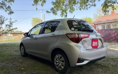 Toyota Vitz, 2020 год, 890 000 рублей, 4 фотография