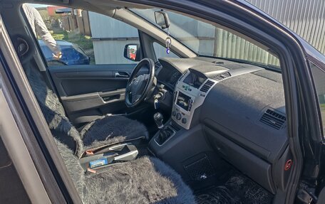 Opel Zafira B, 2011 год, 630 000 рублей, 5 фотография