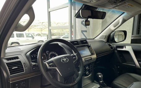 Toyota Land Cruiser Prado 150 рестайлинг 2, 2018 год, 5 700 000 рублей, 7 фотография