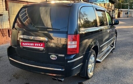 Chrysler Voyager IV, 2008 год, 2 000 000 рублей, 3 фотография