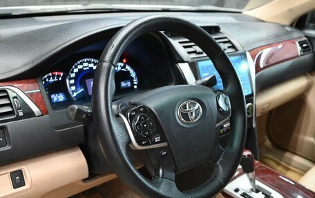 Toyota Camry, 2013 год, 1 550 000 рублей, 12 фотография