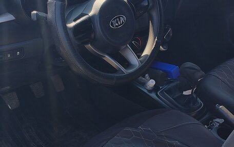 KIA Rio IV, 2018 год, 550 000 рублей, 5 фотография