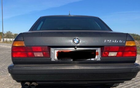 BMW 7 серия, 1990 год, 300 000 рублей, 2 фотография