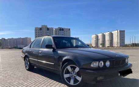 BMW 7 серия, 1990 год, 300 000 рублей, 4 фотография
