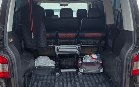 Volkswagen Caravelle T5, 2010 год, 2 350 000 рублей, 14 фотография