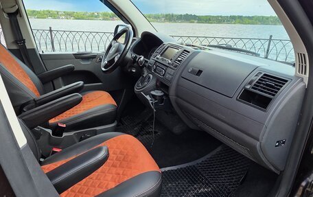Volkswagen Caravelle T5, 2010 год, 2 350 000 рублей, 11 фотография