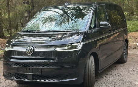 Volkswagen Multivan, 2023 год, 7 999 000 рублей, 2 фотография
