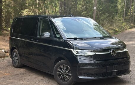 Volkswagen Multivan, 2023 год, 7 999 000 рублей, 3 фотография