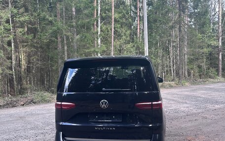 Volkswagen Multivan, 2023 год, 7 999 000 рублей, 4 фотография