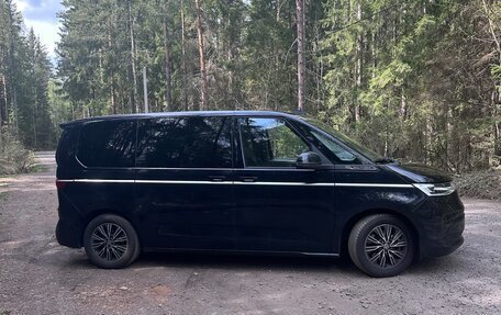 Volkswagen Multivan, 2023 год, 7 999 000 рублей, 5 фотография
