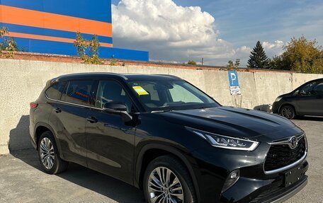 Toyota Highlander, 2026 год, 4 890 000 рублей, 3 фотография